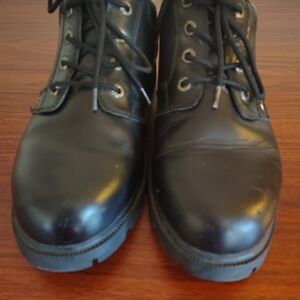 Lugz LDL 001 Men's Black Leather Casual  Lace Up shoe Size 10.5